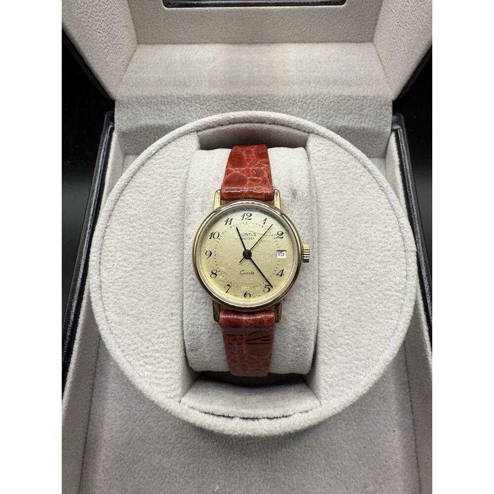 Curtis Swiss Made Quartz Watch Gold Tone Cream Dial Date 20.4mm Vintage